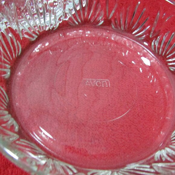Vintage AVON Crystal Cut Candy Dish & Lid - Picture 6 of 10